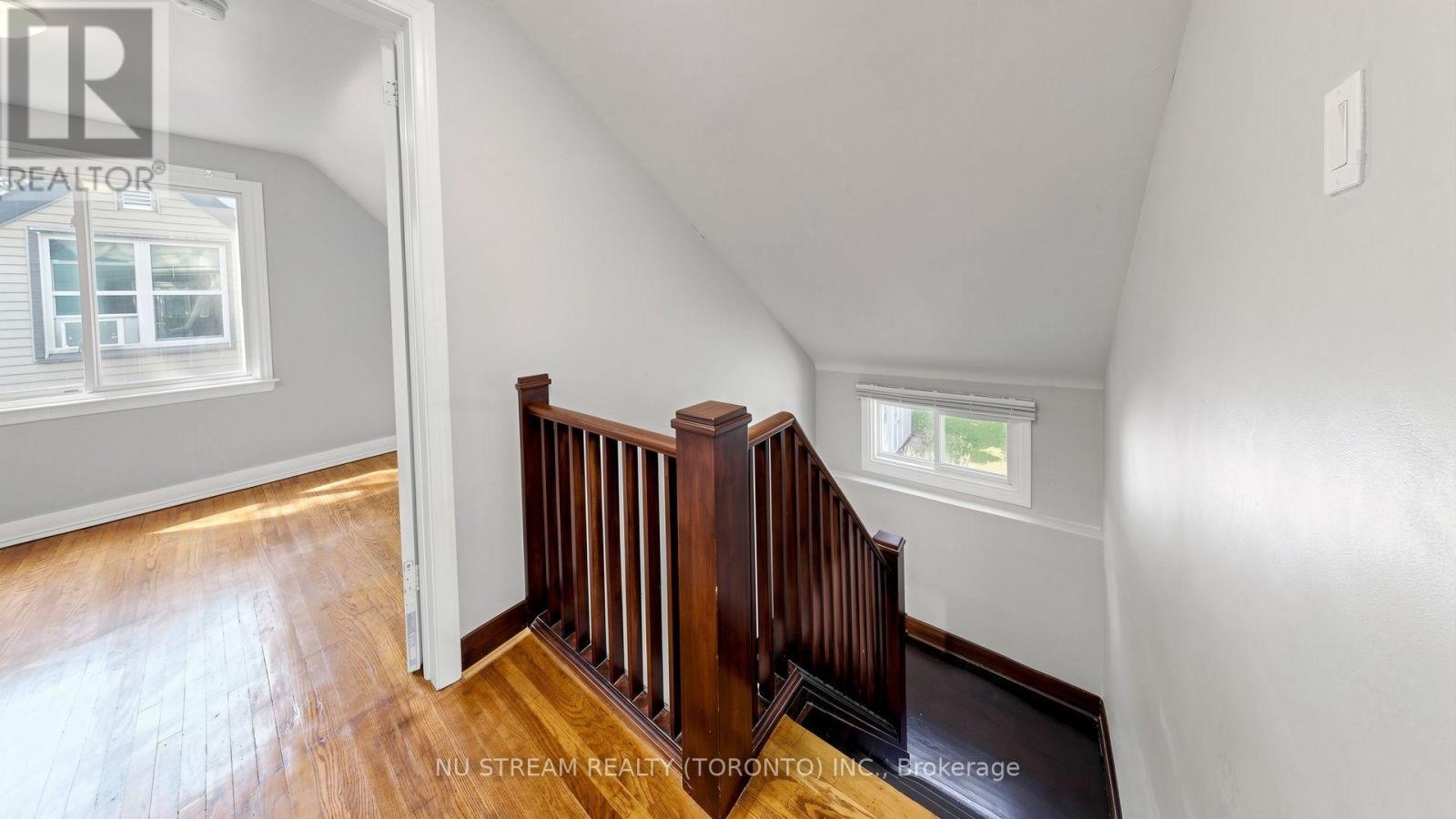 226 OAKRIDGE DRIVE - 13