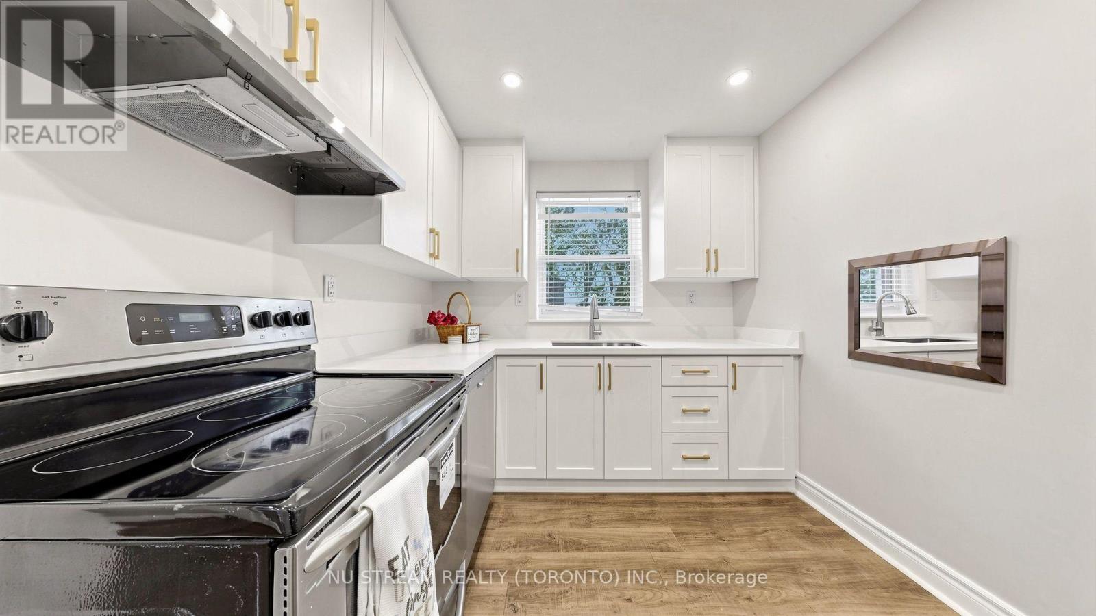 226 OAKRIDGE DRIVE, Toronto (Cliffcrest) — photo 5
