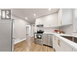 Kitchen - 226 Oakridge Drive, Toronto, ON M1M2B3 Photo 8