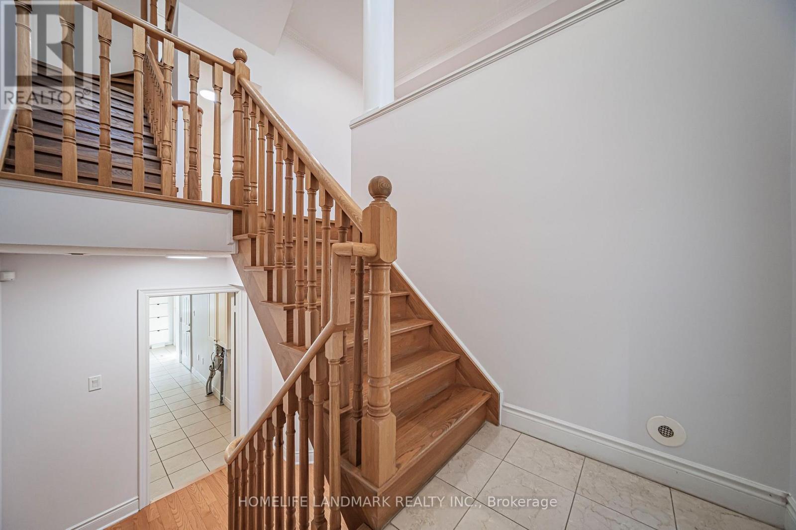 4 LEGENDS WAY, Markham (Unionville) — photo 11