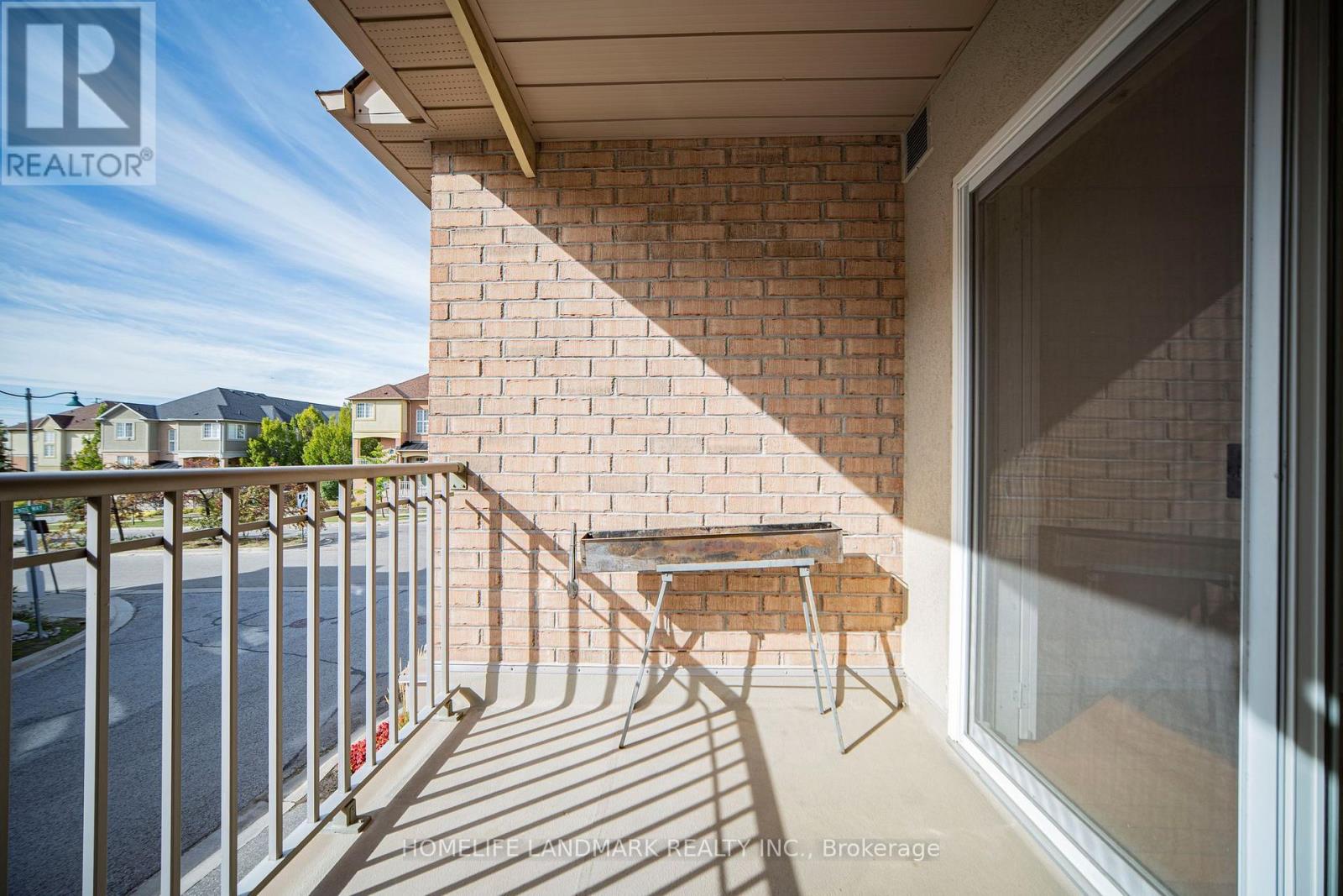 4 LEGENDS WAY, Markham (Unionville) — photo 8