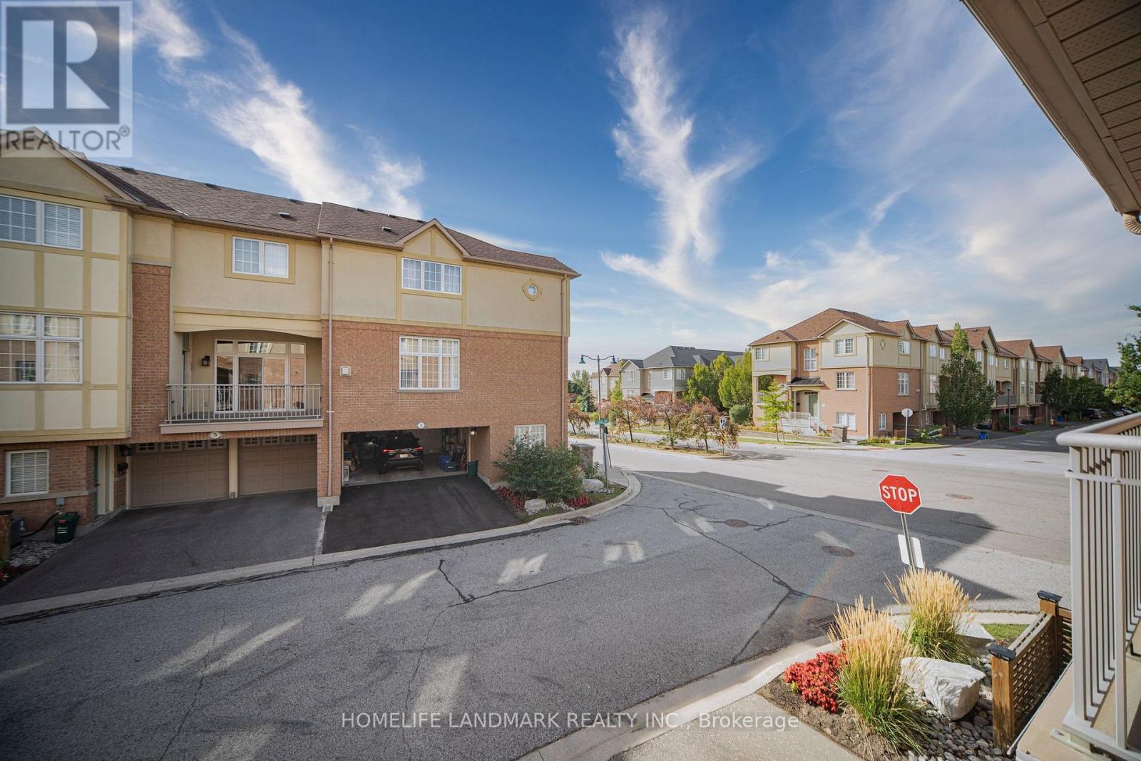 4 LEGENDS WAY, Markham (Unionville) — photo 9