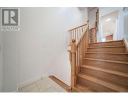 4 Legends Way, Markham, ON L3R6B2 Photo 12