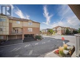 4 Legends Way, Markham, ON L3R6B2 Photo 9