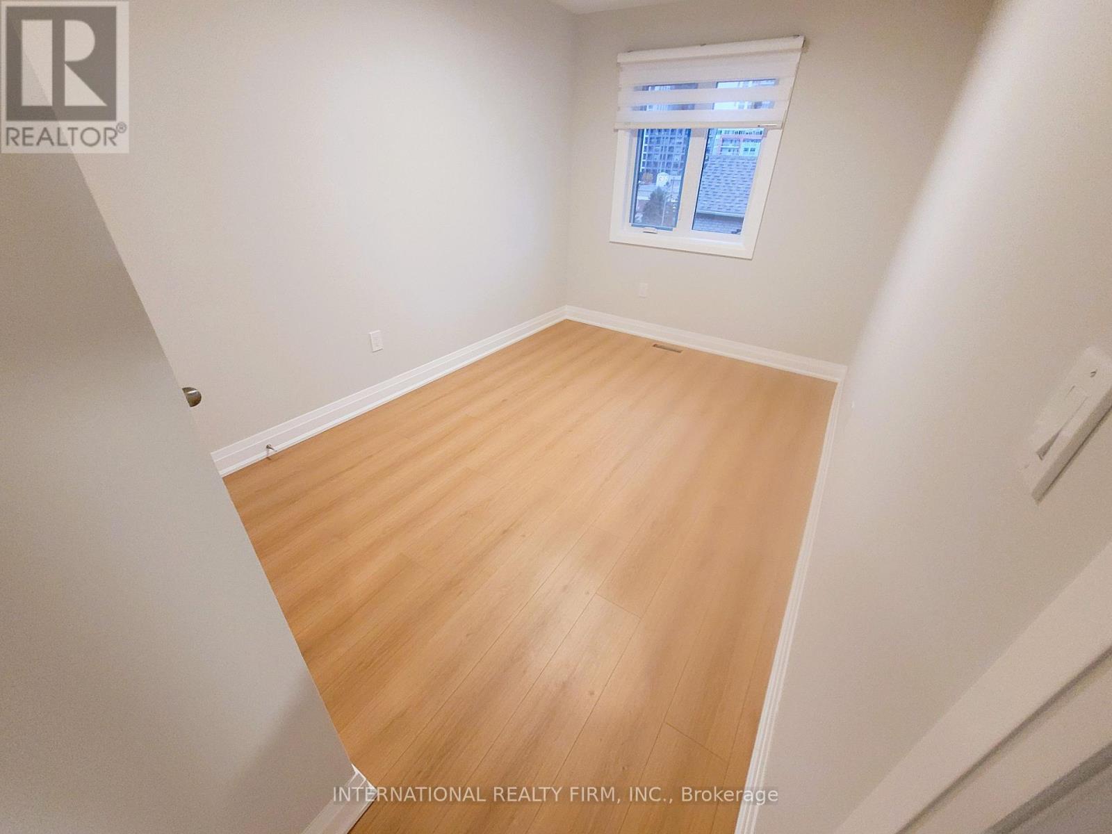 50 BERESFORD DRIVE, Richmond Hill (Langstaff) — photo 10