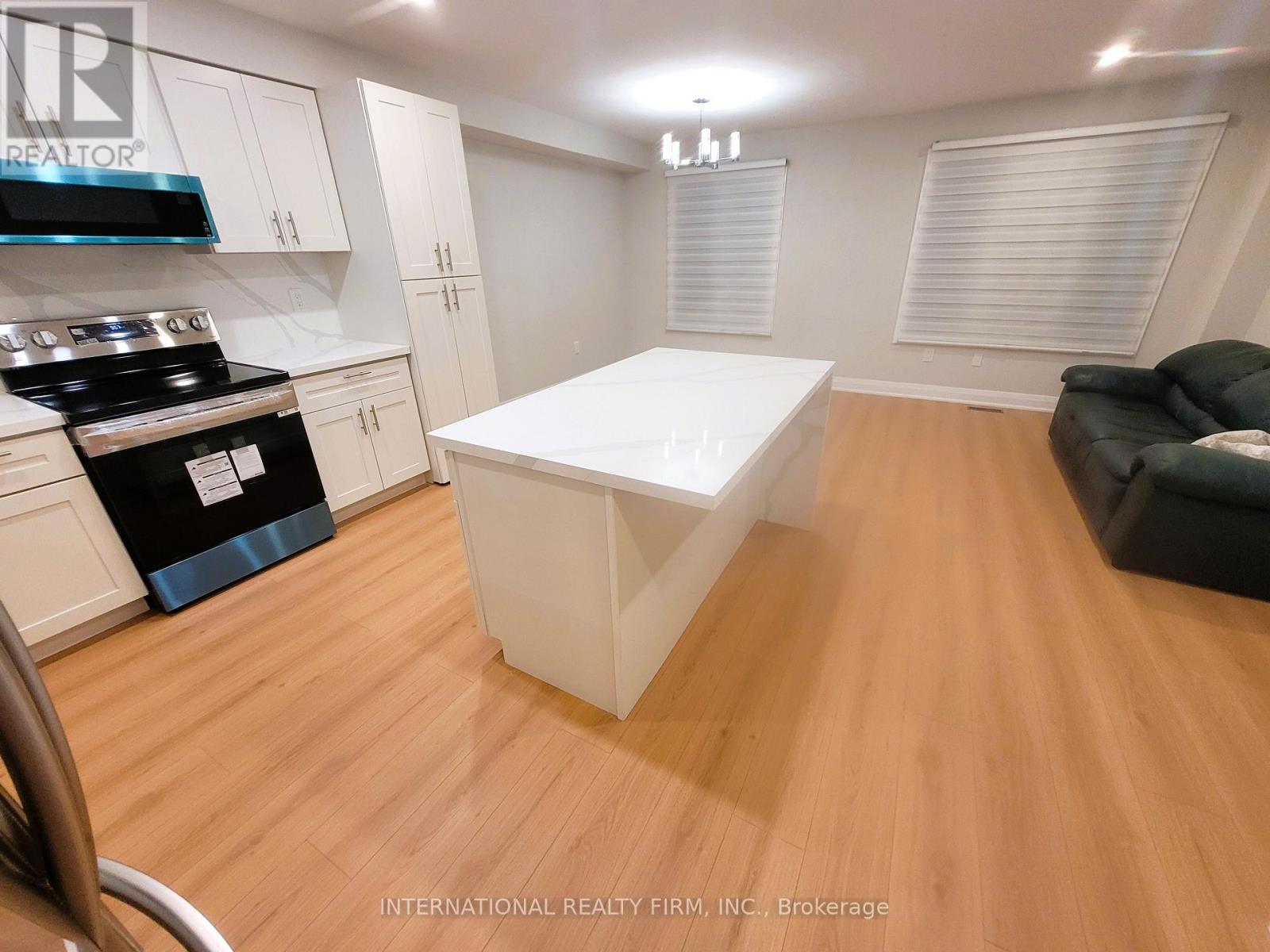 50 BERESFORD DRIVE, Richmond Hill (Langstaff) — photo 11