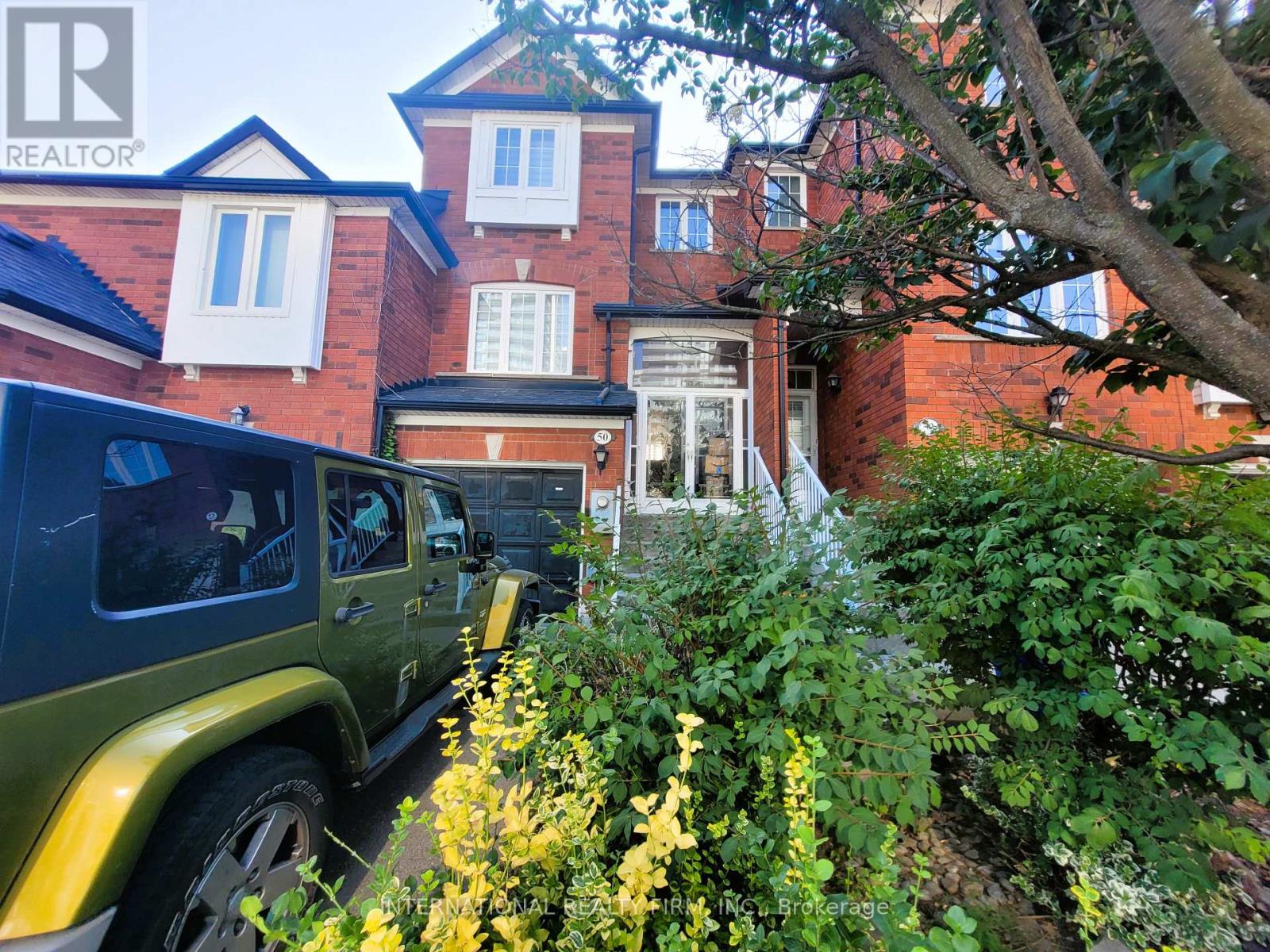 50 BERESFORD DRIVE, Richmond Hill (Langstaff) — photo 2
