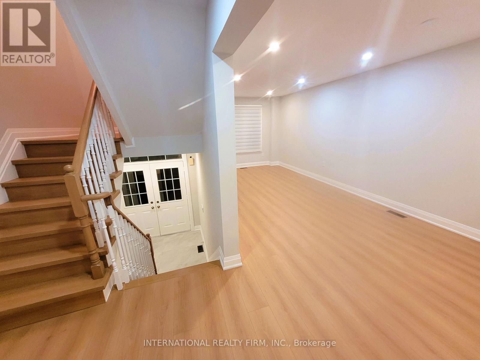 50 BERESFORD DRIVE, Richmond Hill (Langstaff) — photo 5