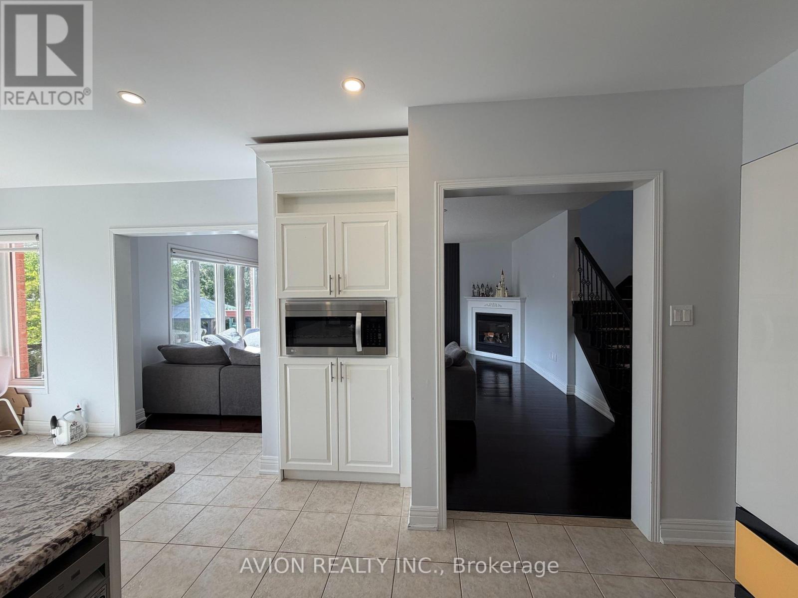 29 FALLING RIVER DRIVE, Richmond Hill (Devonsleigh) — photo 7