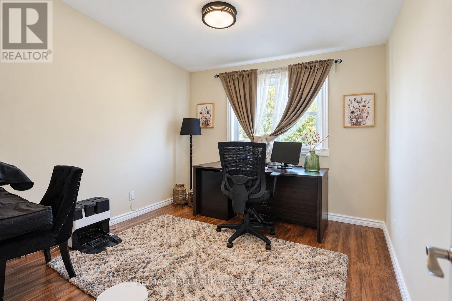 648 MOSSBANK COURT - 19