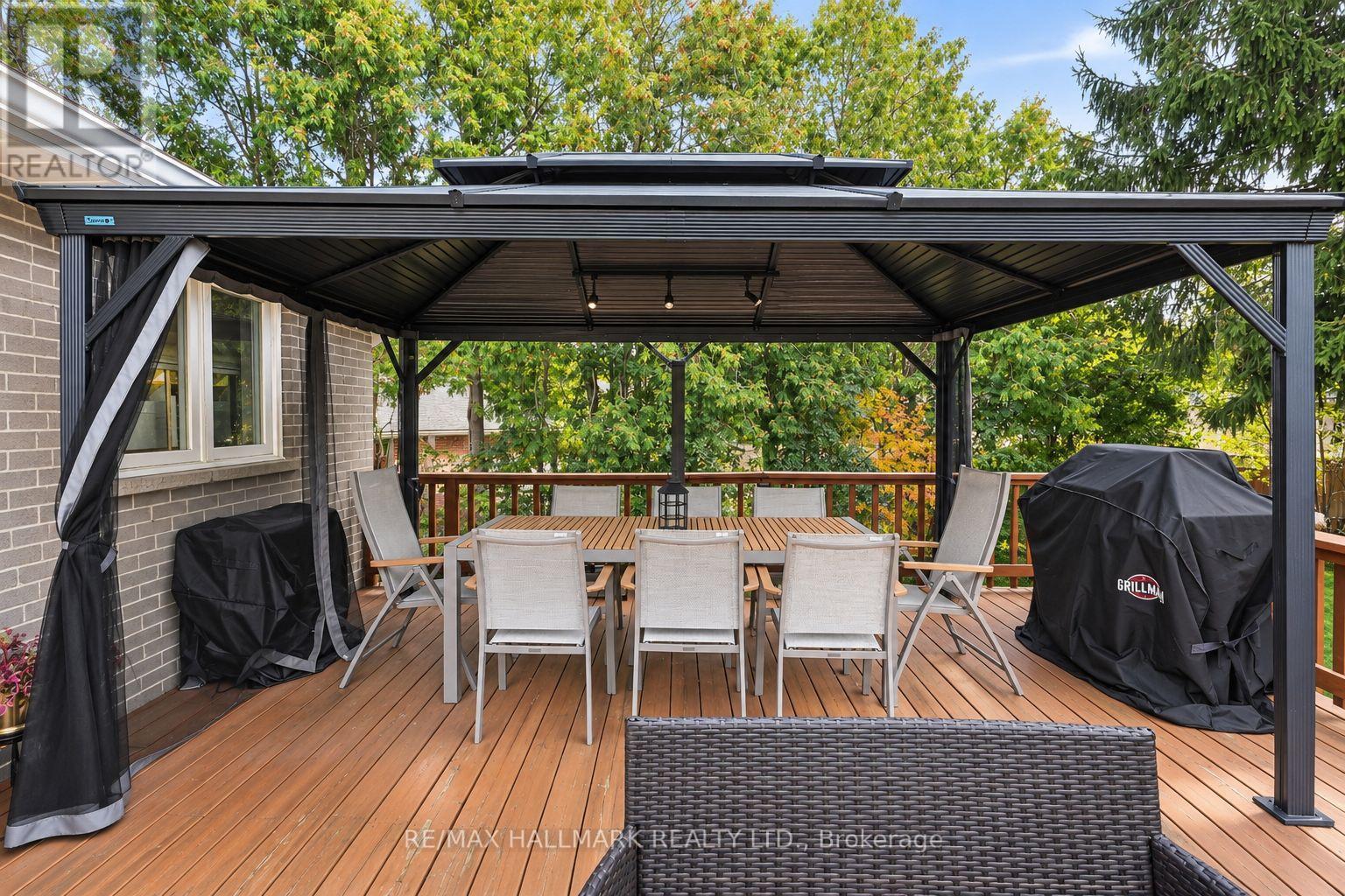 648 MOSSBANK COURT - 26