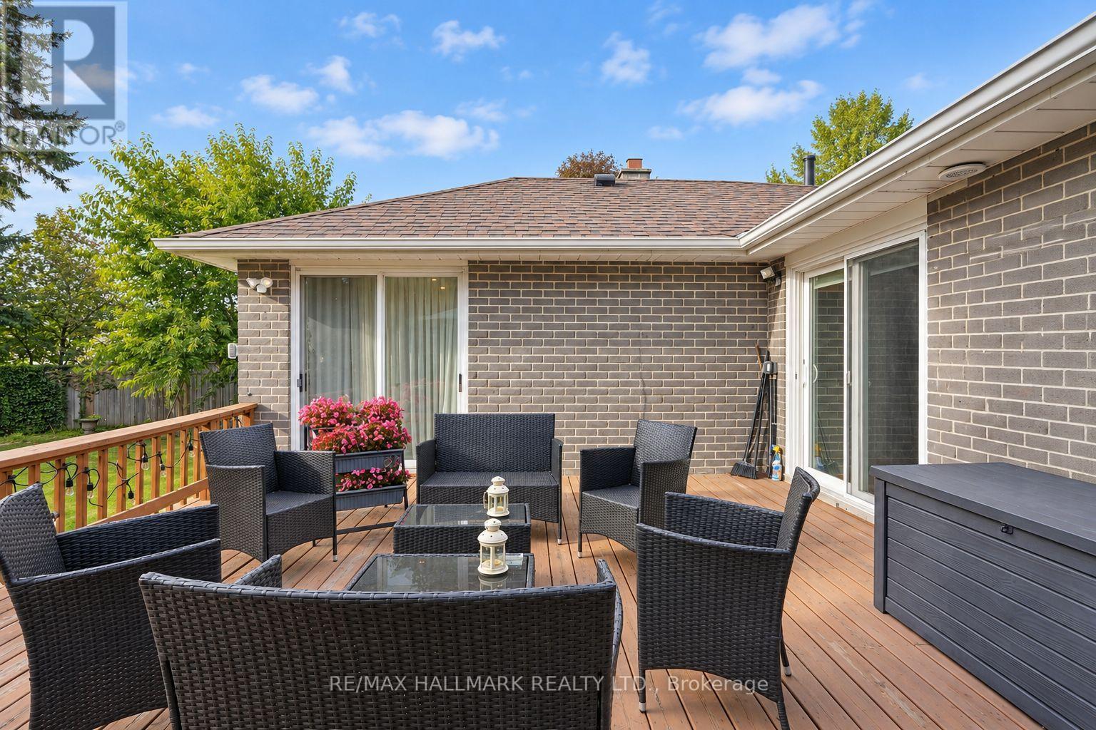 648 MOSSBANK COURT - 29