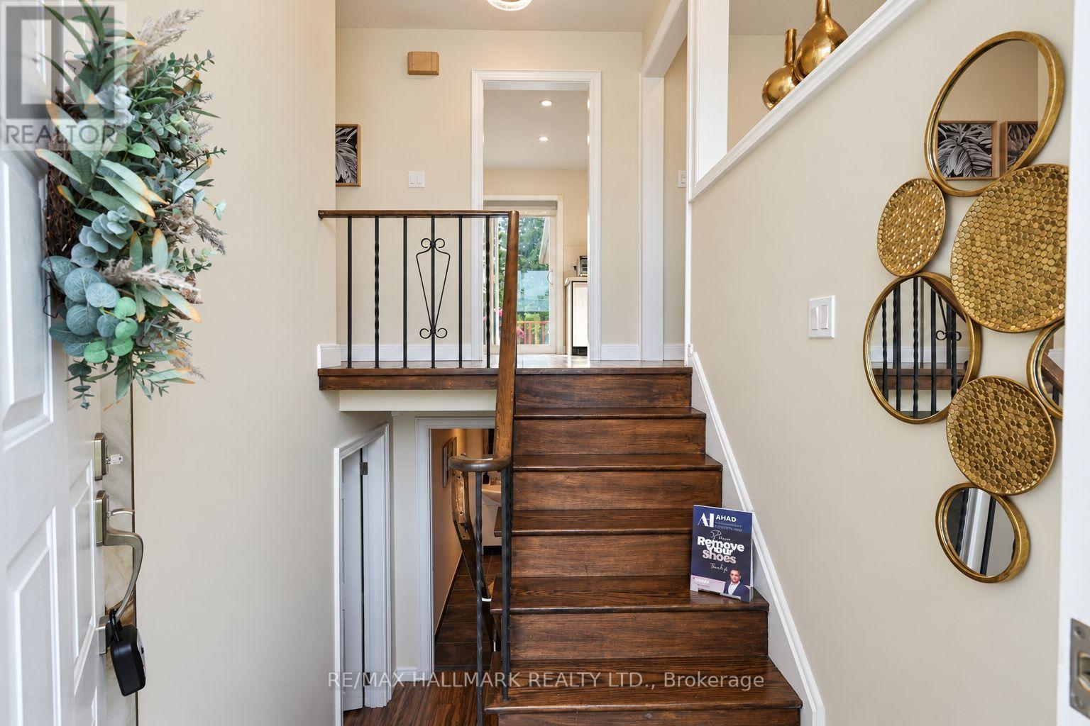 648 MOSSBANK COURT - 34