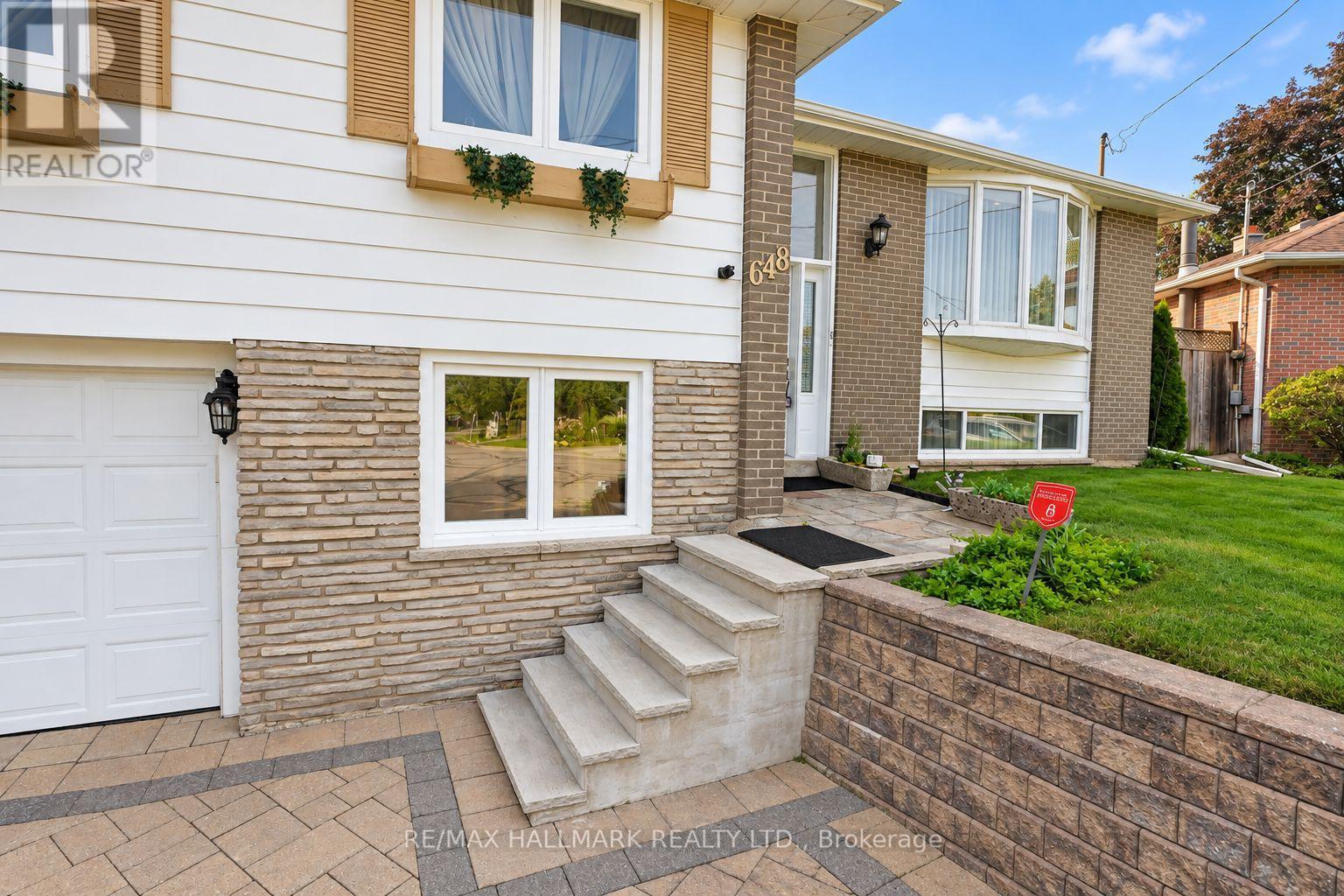 648 MOSSBANK COURT - 41