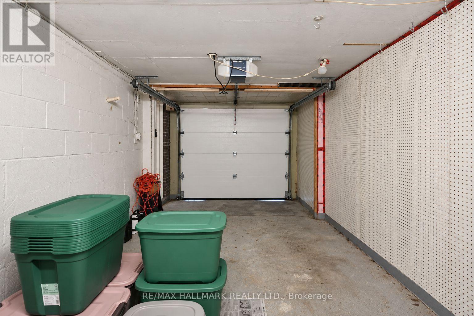 648 MOSSBANK COURT - 43