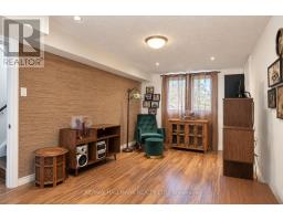 648 Mossbank Court, Newmarket, ON L3Y3B1 Photo 21