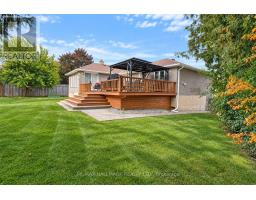 648 Mossbank Court, Newmarket, ON L3Y3B1 Photo 25