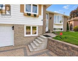 648 Mossbank Court, Newmarket, ON L3Y3B1 Photo 41
