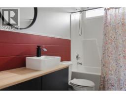 4932 51 Street, Lougheed, AB T0B2V0 Photo 16