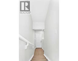 5pc Bathroom - 105 Magnolia Manor Se, Calgary, AB T3M3H8 Photo 17