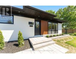 Kitchen - 22 Arnprior Road, Toronto, ON M1K5A6 Photo 8
