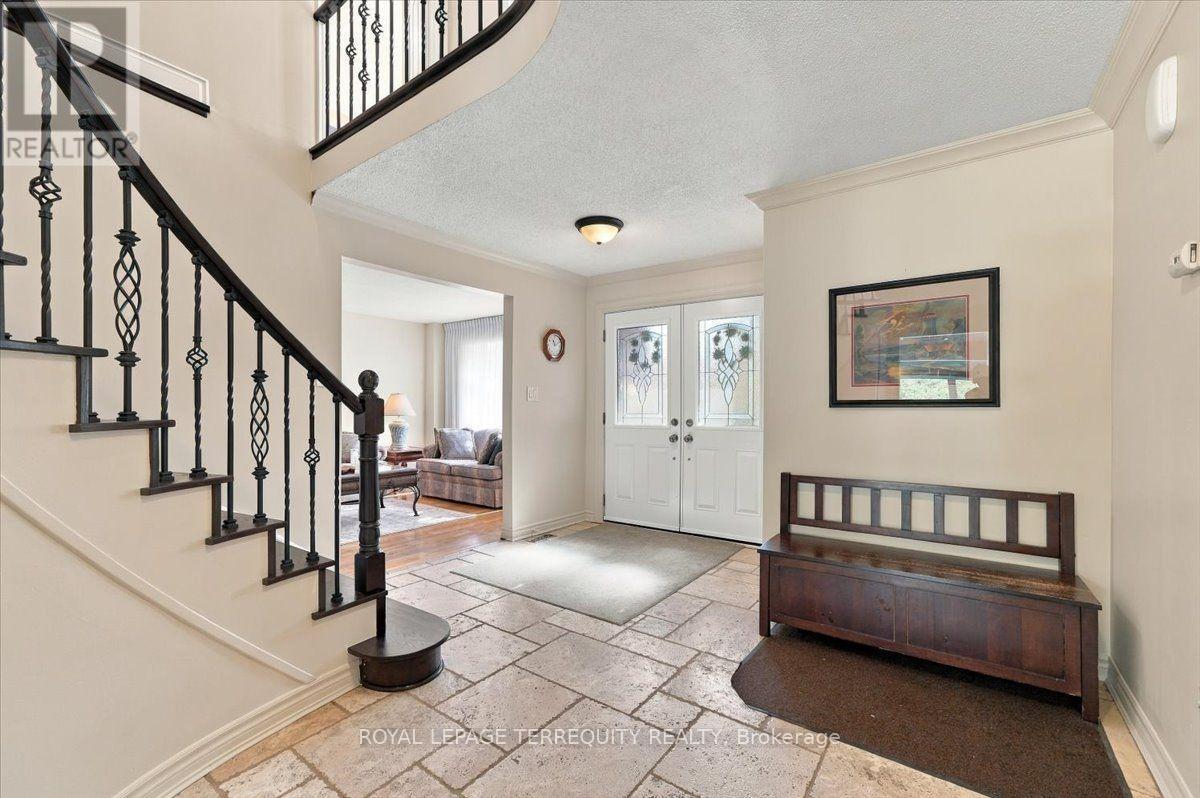118 LEANDER STREET, Brampton (Westgate) — photo 3