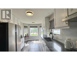 Kitchen - 8223 Marcon Street, Niagara Falls, ON L2H3A9 Photo 8