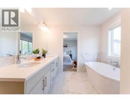 7164 11 Avenue Sw, Calgary, AB T3H3V5 Photo 30