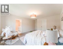 7164 11 Avenue Sw, Calgary, AB T3H3V5 Photo 27