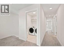 7164 11 Avenue Sw, Calgary, AB T3H3V5 Photo 37