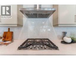 5pc Bathroom - 7164 11 Avenue Sw, Calgary, AB T3H3V5 Photo 10