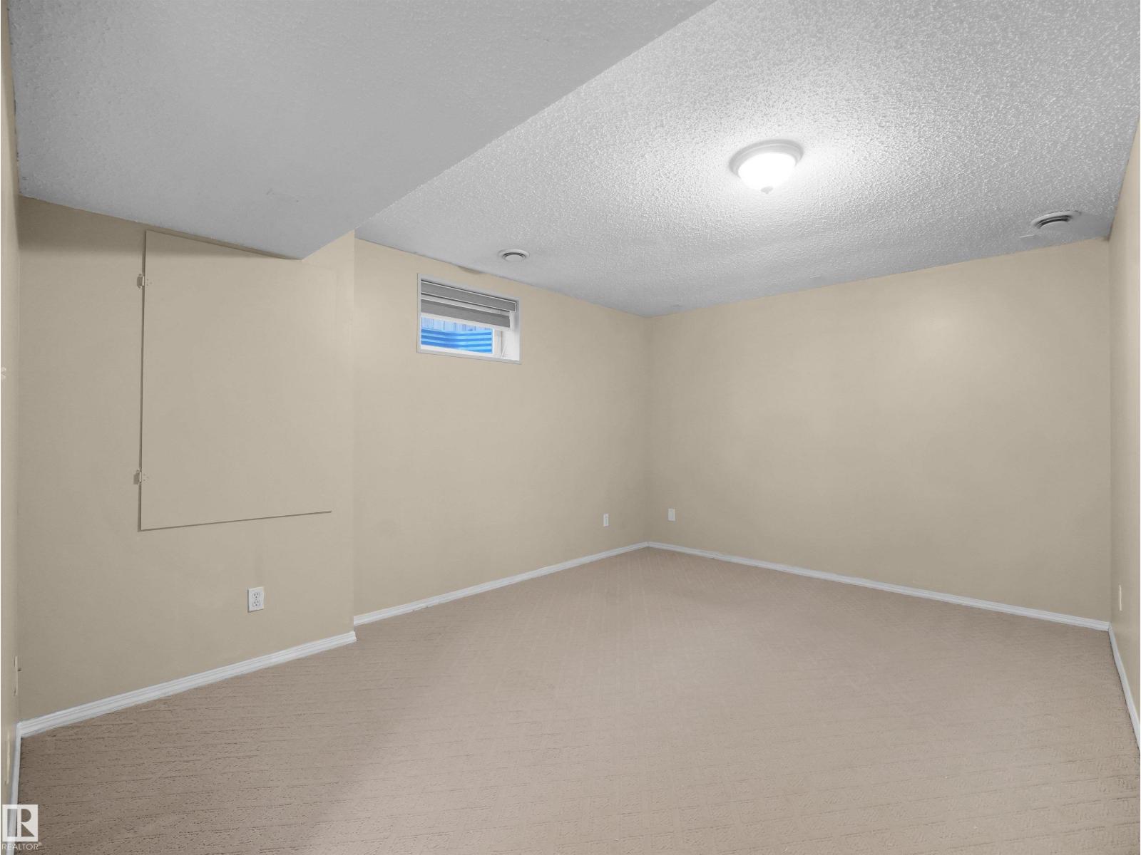 3122 30 AV NW - Image 43