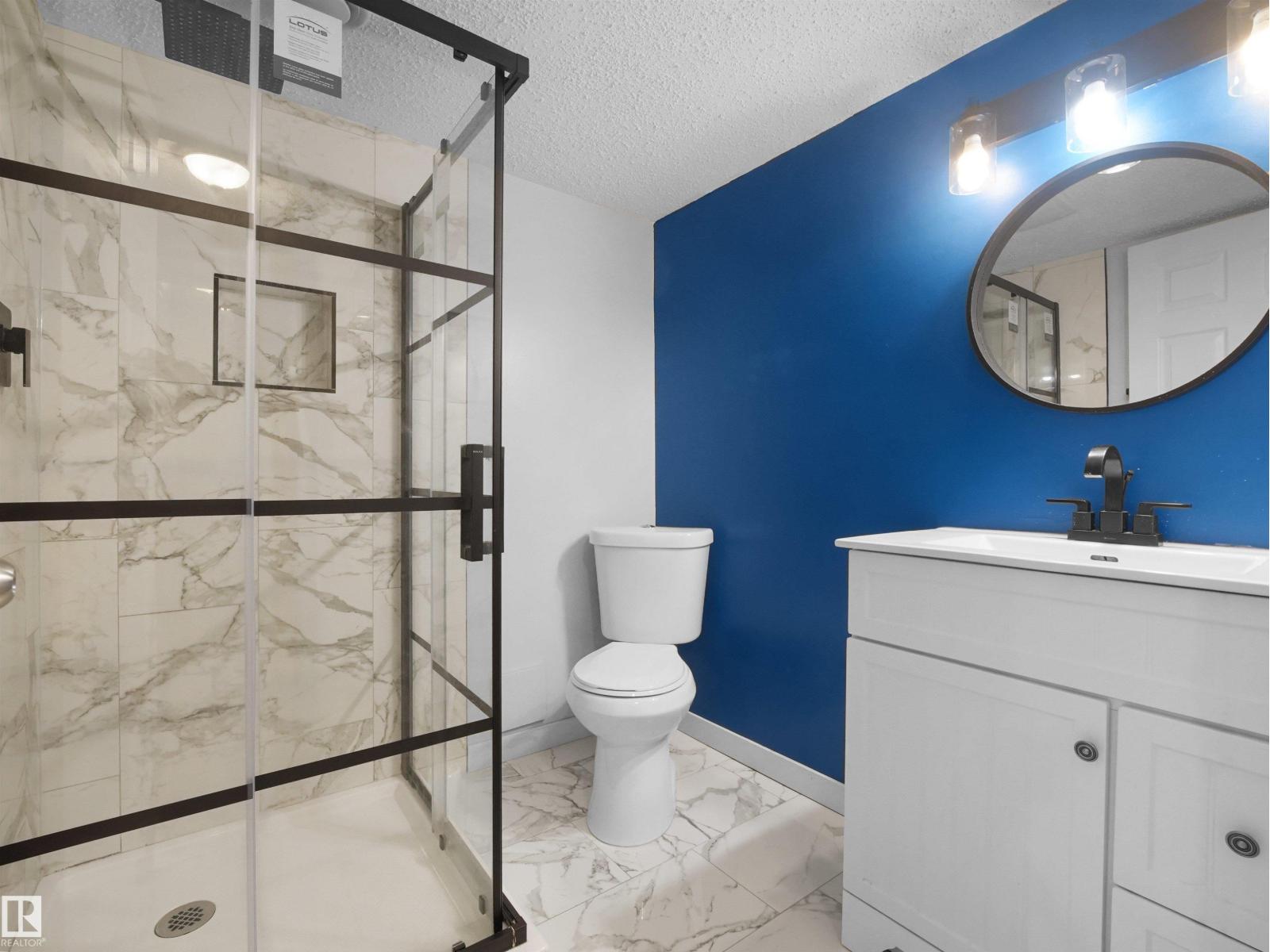 3122 30 AV NW - 45