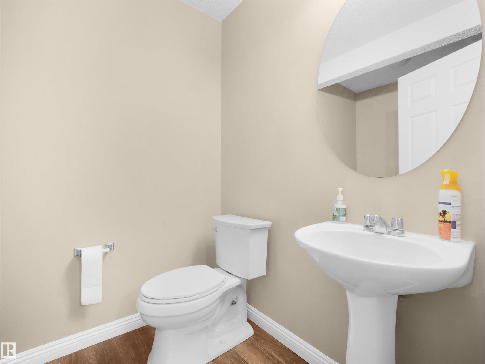 3122 30 AV NW - 22