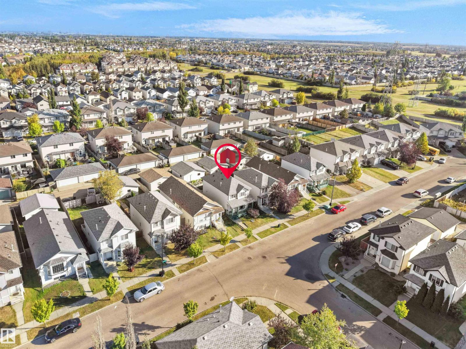 3122 30 AV NW - 4