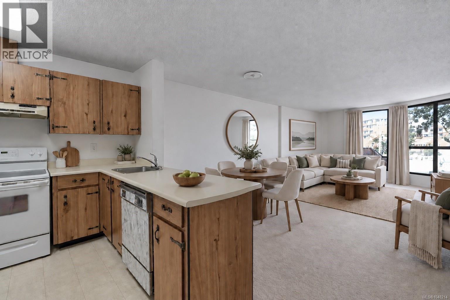 206 1745 Leighton Road, Victoria