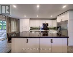 17 Downer Crescent, Wasaga Beach, ON L9Z1C2 Photo 8