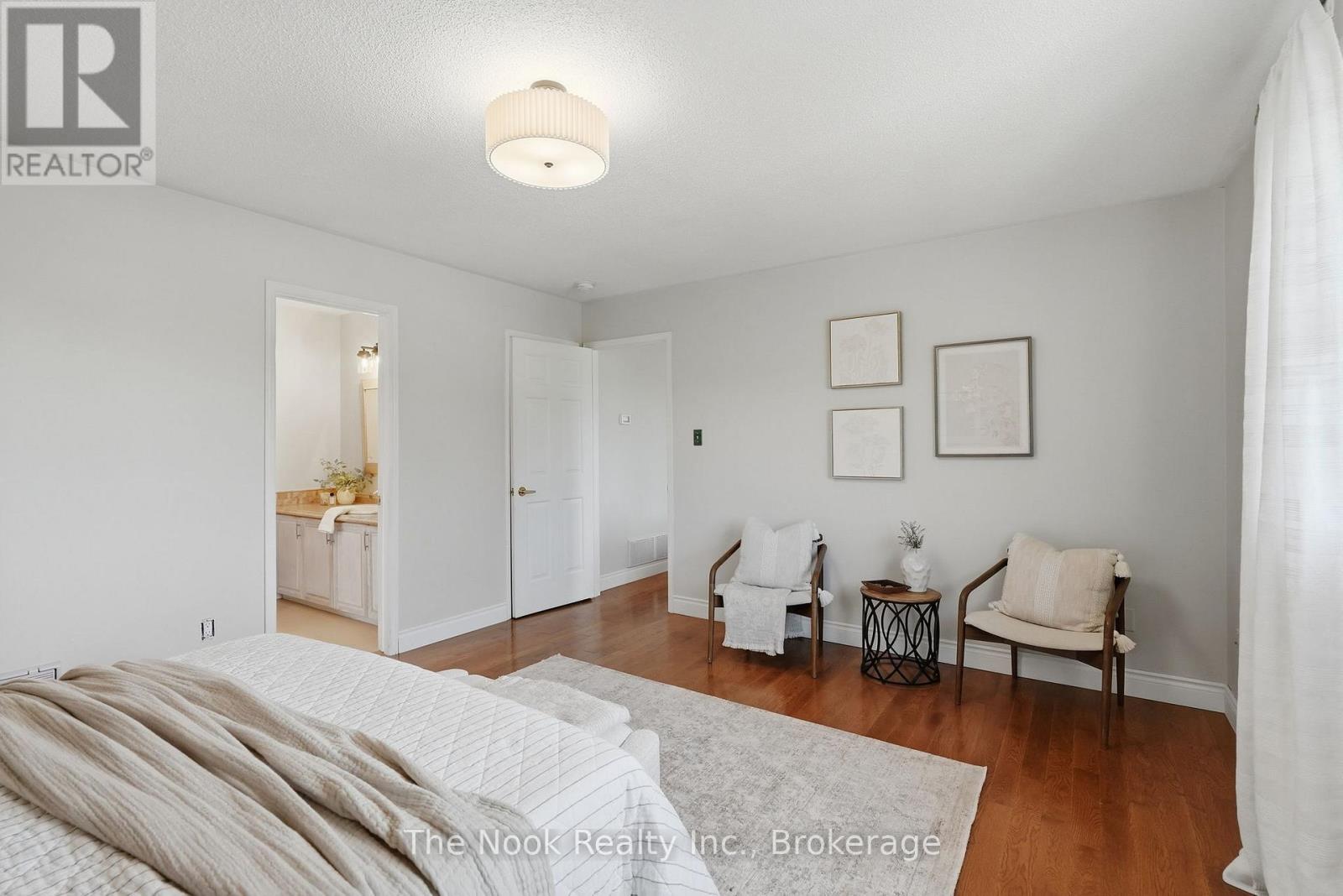 45 BERNICK CRESCENT - 22