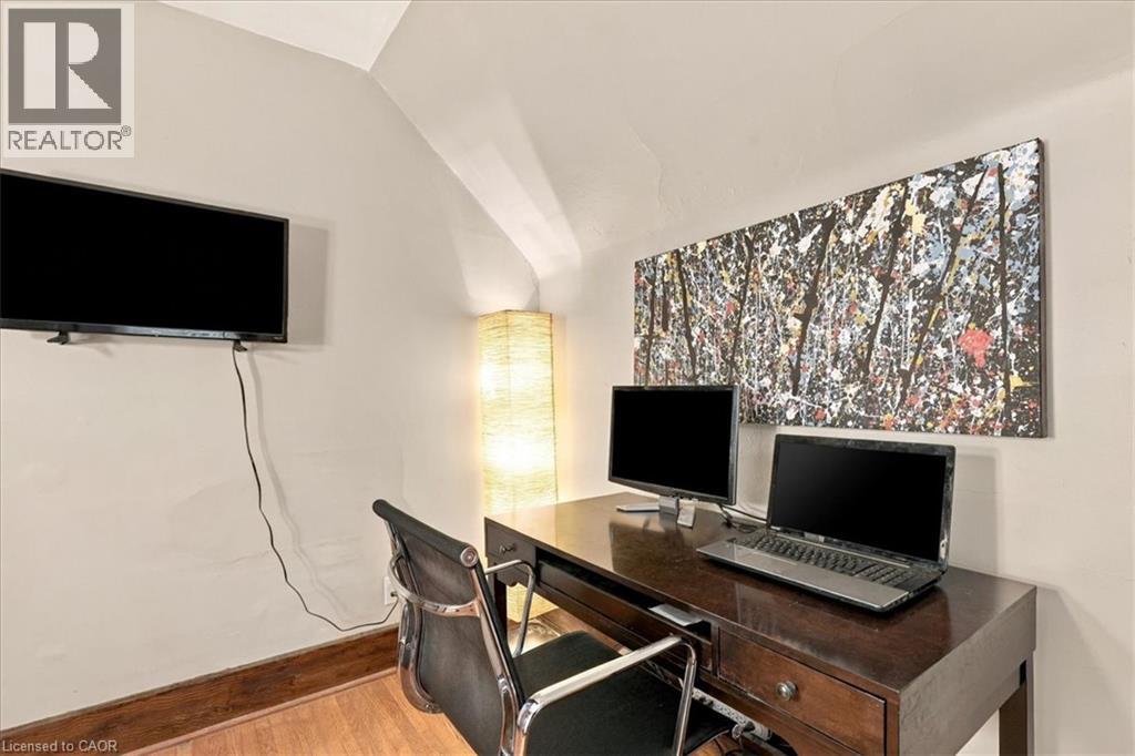 147 PARK Street - Image 31