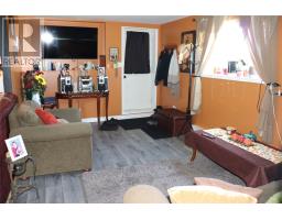 6 Hillview Avenue thumbnail 9