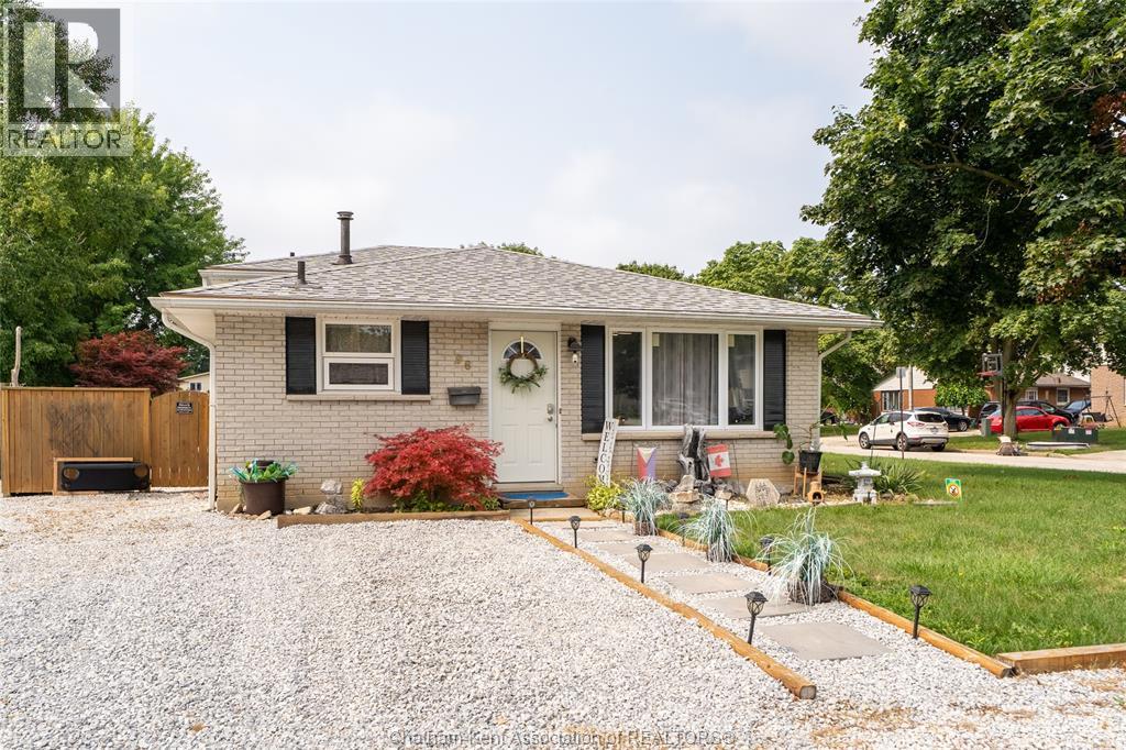 86 Marion Avenue, Chatham, Ontario, N7M5N3, Chatham, Ontario — photo 2 of 5
