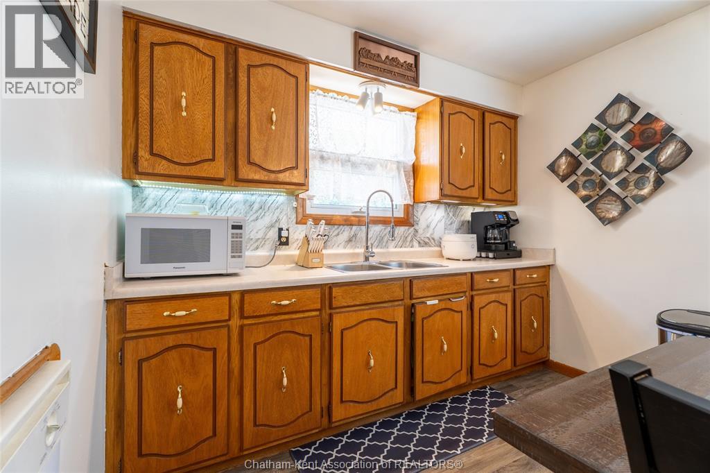 86 Marion AVENUE - 21