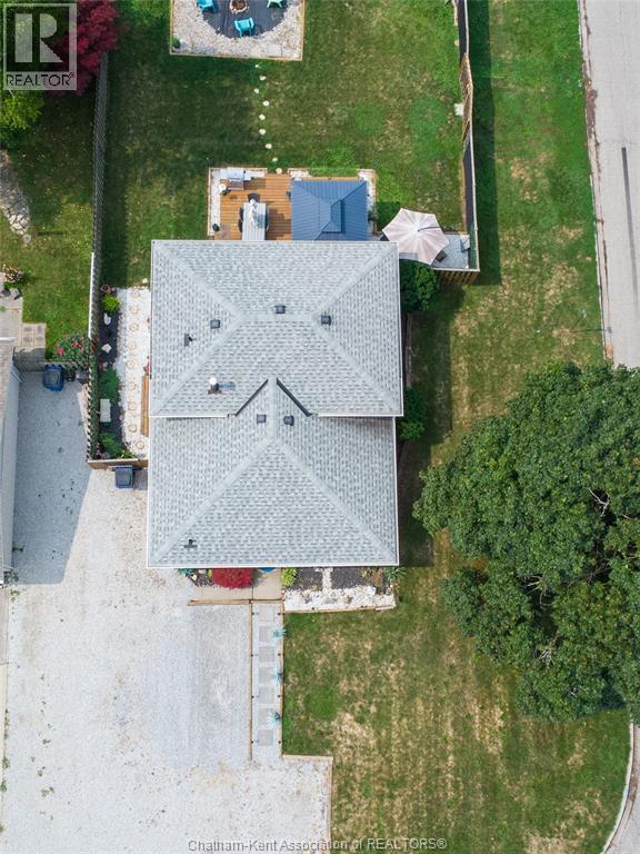 86 Marion AVENUE - 39