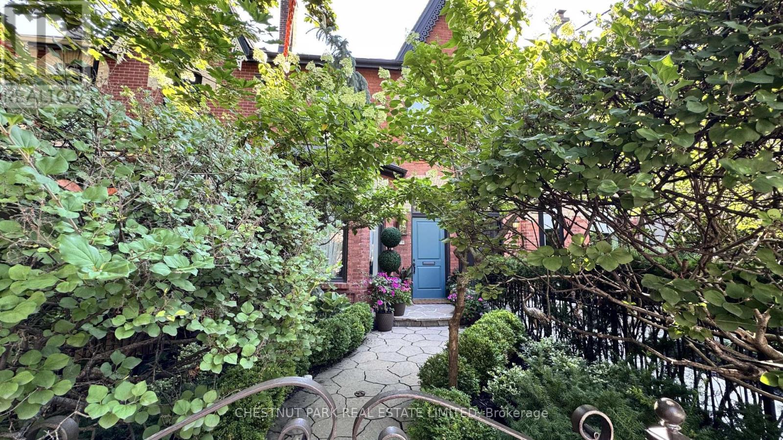 Photo of 79 HAZELTON AVENUE
