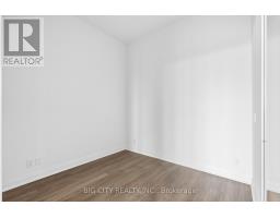 1011 - 25 Frederick Todd Way, Toronto, ON M4G4E8 Photo 13