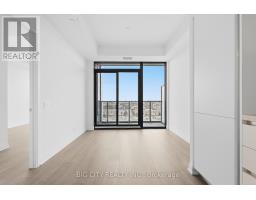 1011 - 25 Frederick Todd Way, Toronto, ON M4G4E8 Photo 8