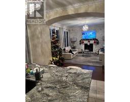 Main & Upper - 108 Sharpe Crescent, New Tecumseth, ON L0G1W0 Photo 7
