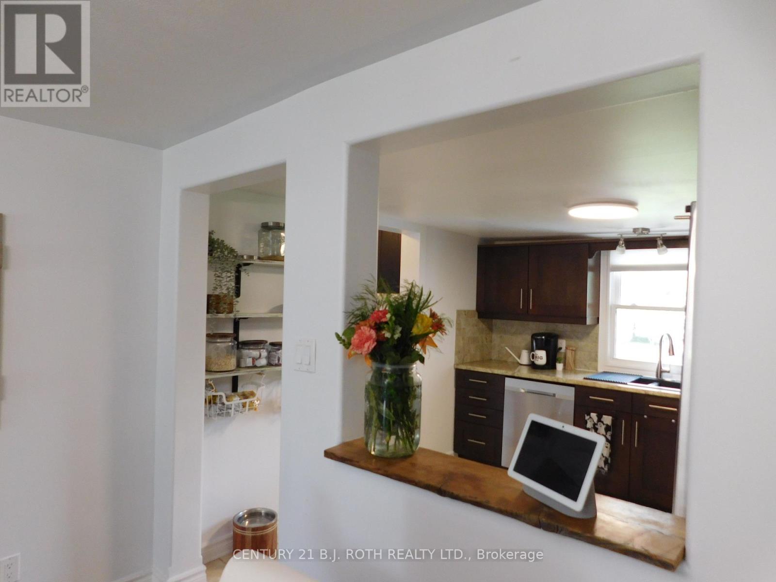 402 WEST STREET - 18