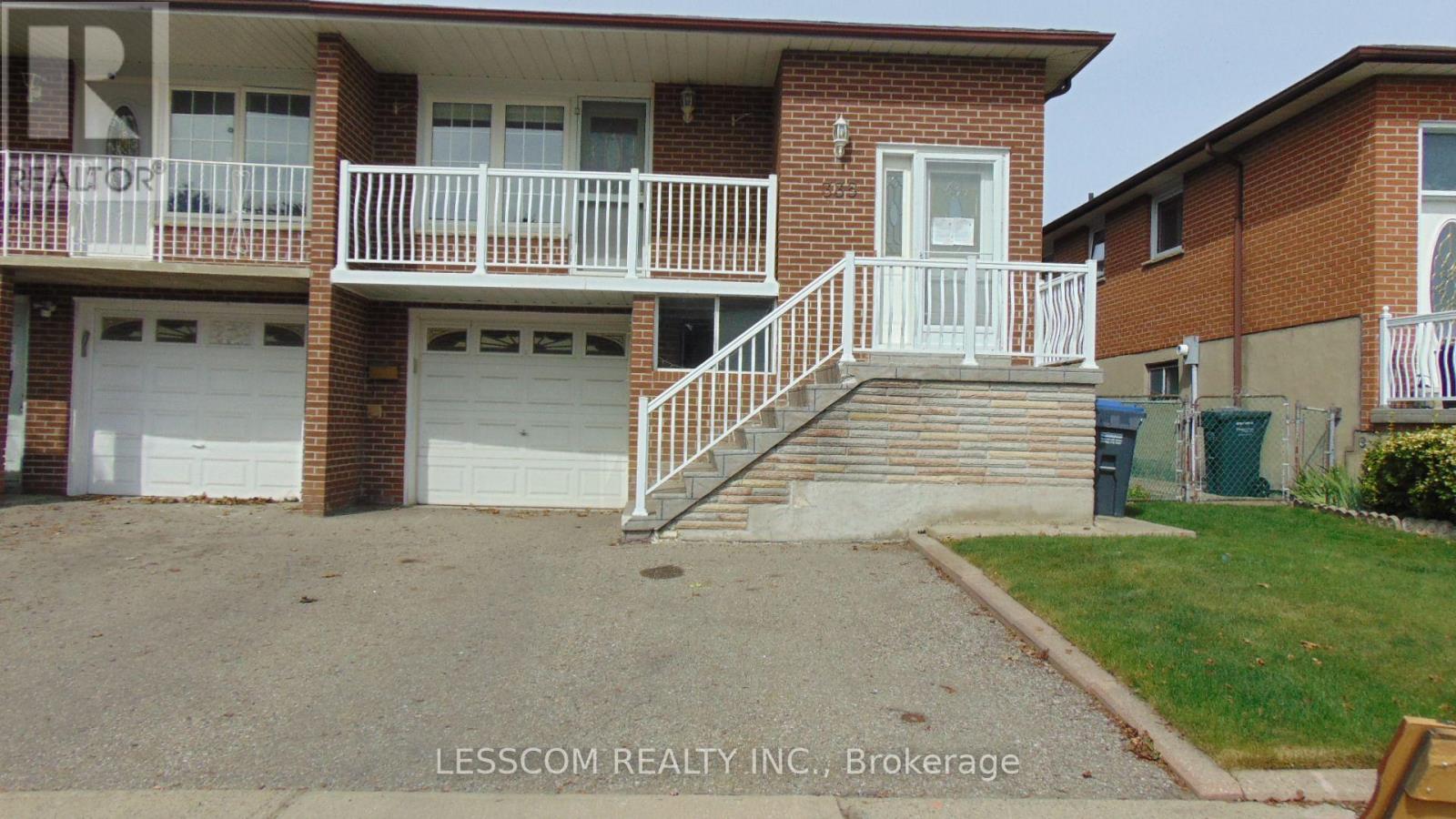 Photo of 335 Royal Salisbury Way