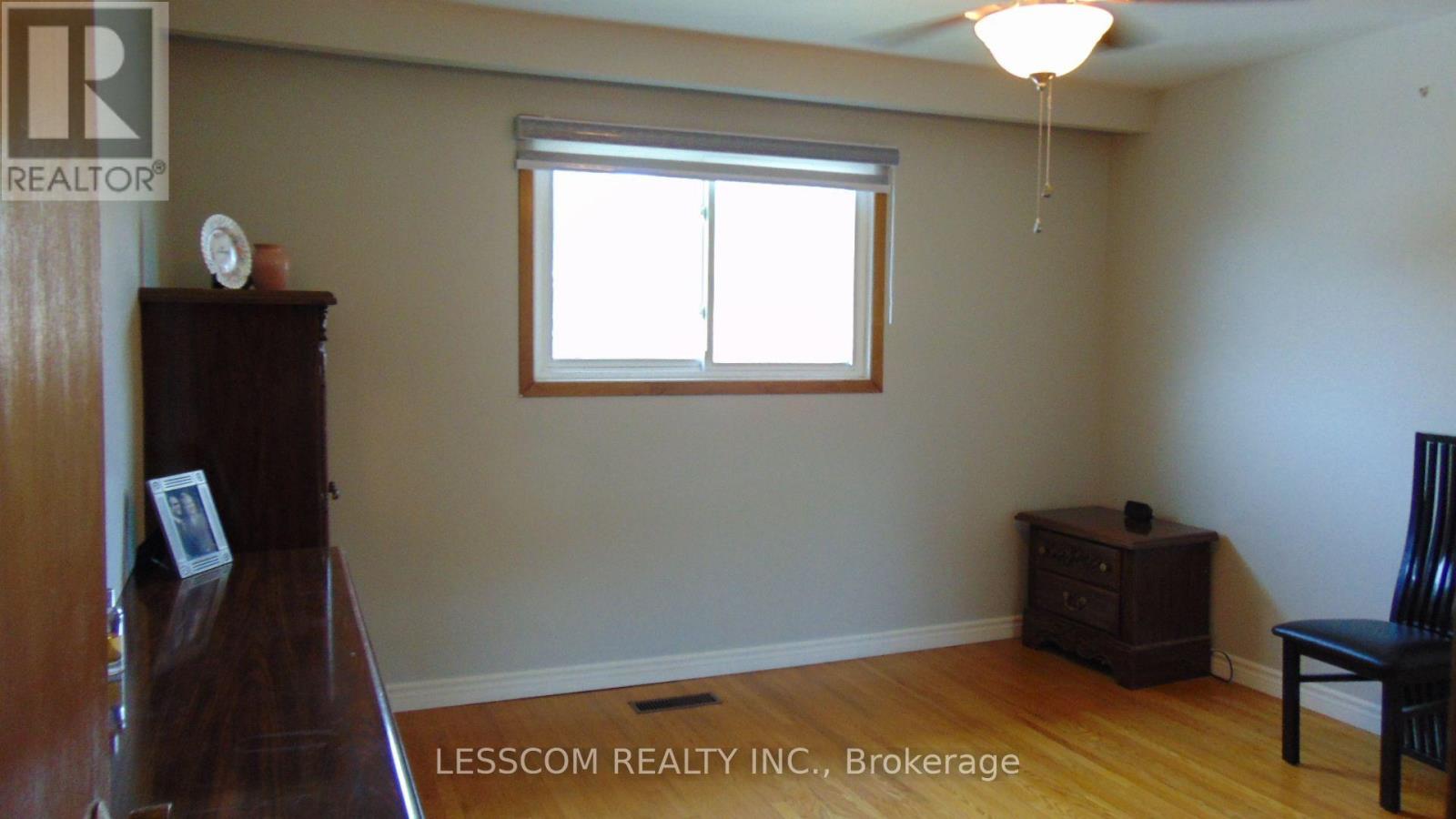 335 ROYAL SALISBURY WAY - 14